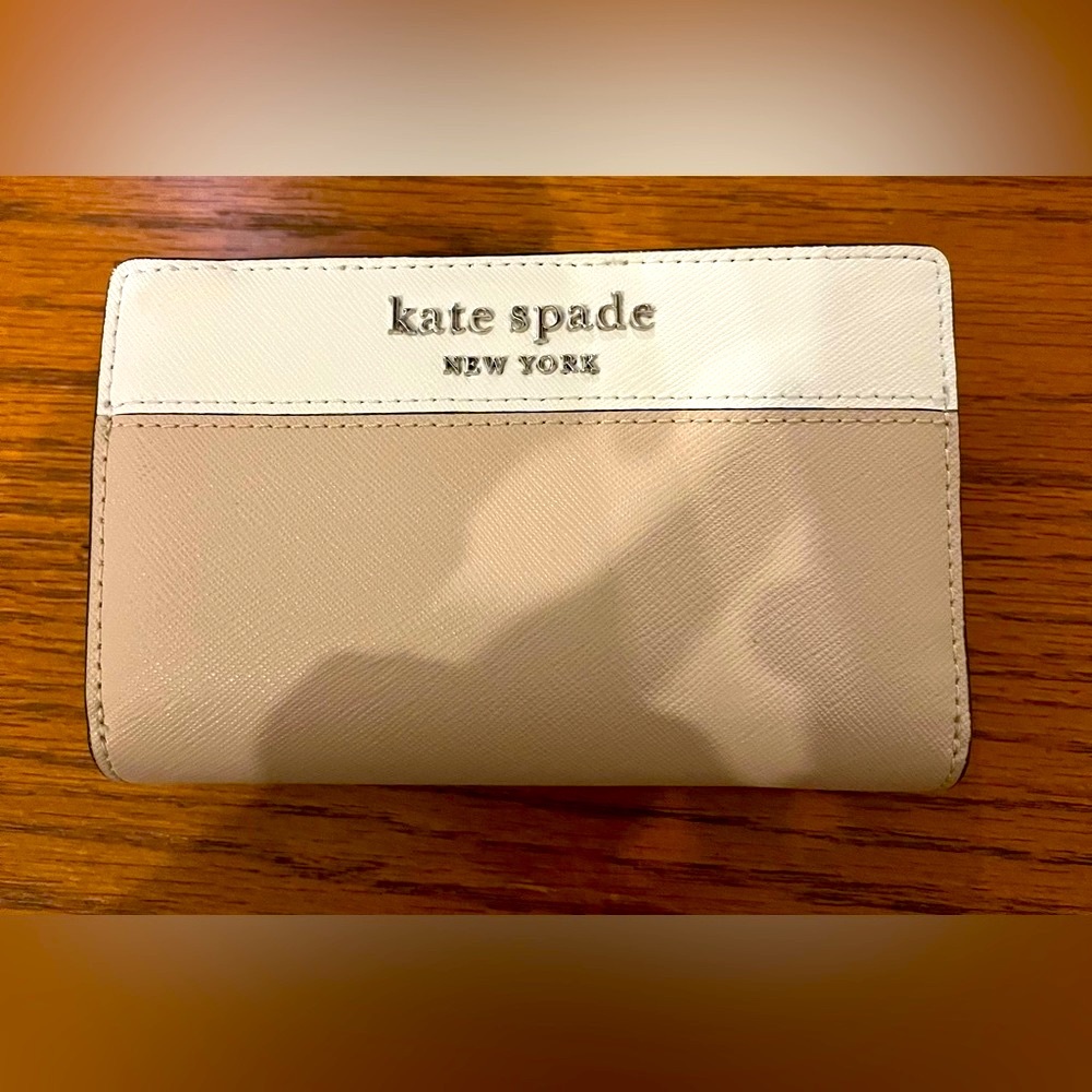 Kate Spade Wallet-Like new!